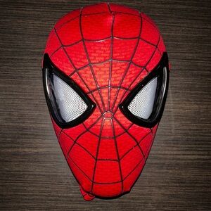 Spider-Man Mask Light Up | The Amazing Spider-Man 2 | Powers On